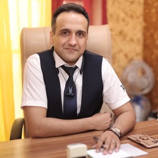 دكتر پوريوسفى پوست مو زيبايى