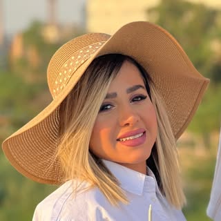 سانازشمس |کاشت‌ناخن‌اهواز