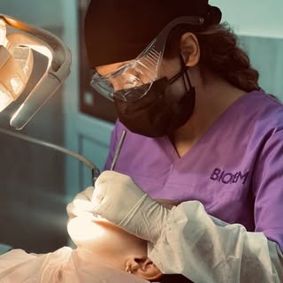 dr shirin hajikhani/دکتر شیرین حاجی خانی