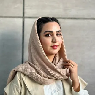شیرین علاسوند | احیا | رنگ مو