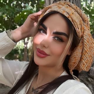 شهرزاد‌جهانگیری|کاشت‌ناخن‌اصفهان