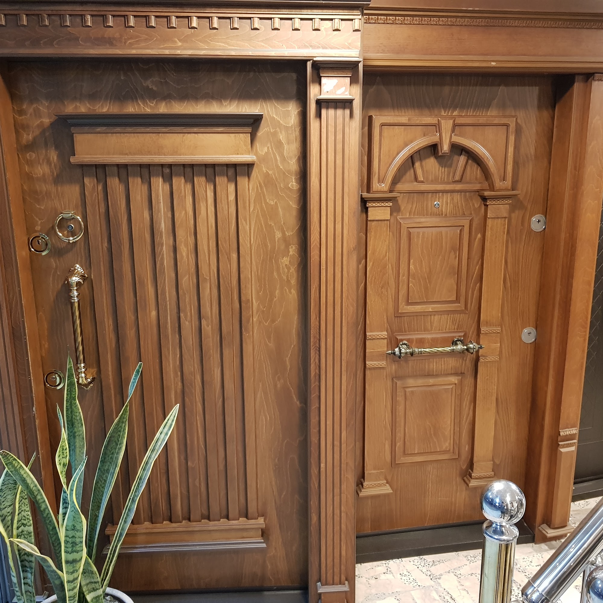 درب و پنجرهت (توری پلیسه) (درب ضد سرقت) (upvc) مبین