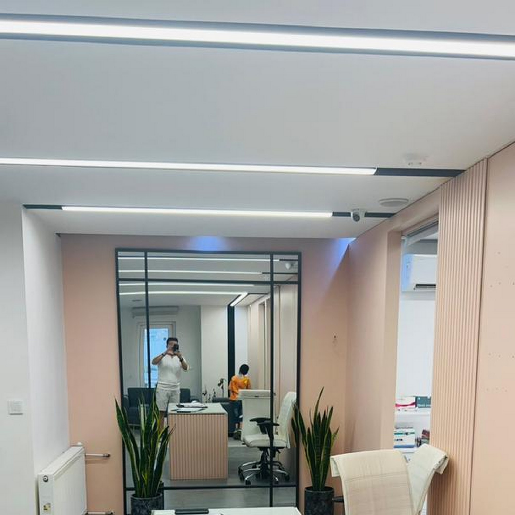 مرکز خدمات پوست و زیبایی Beauty Clinic