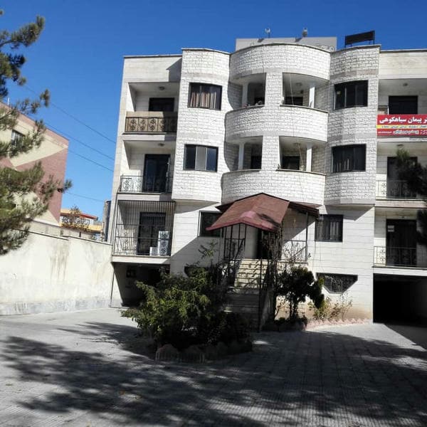 ساختمان پزشکان یاس