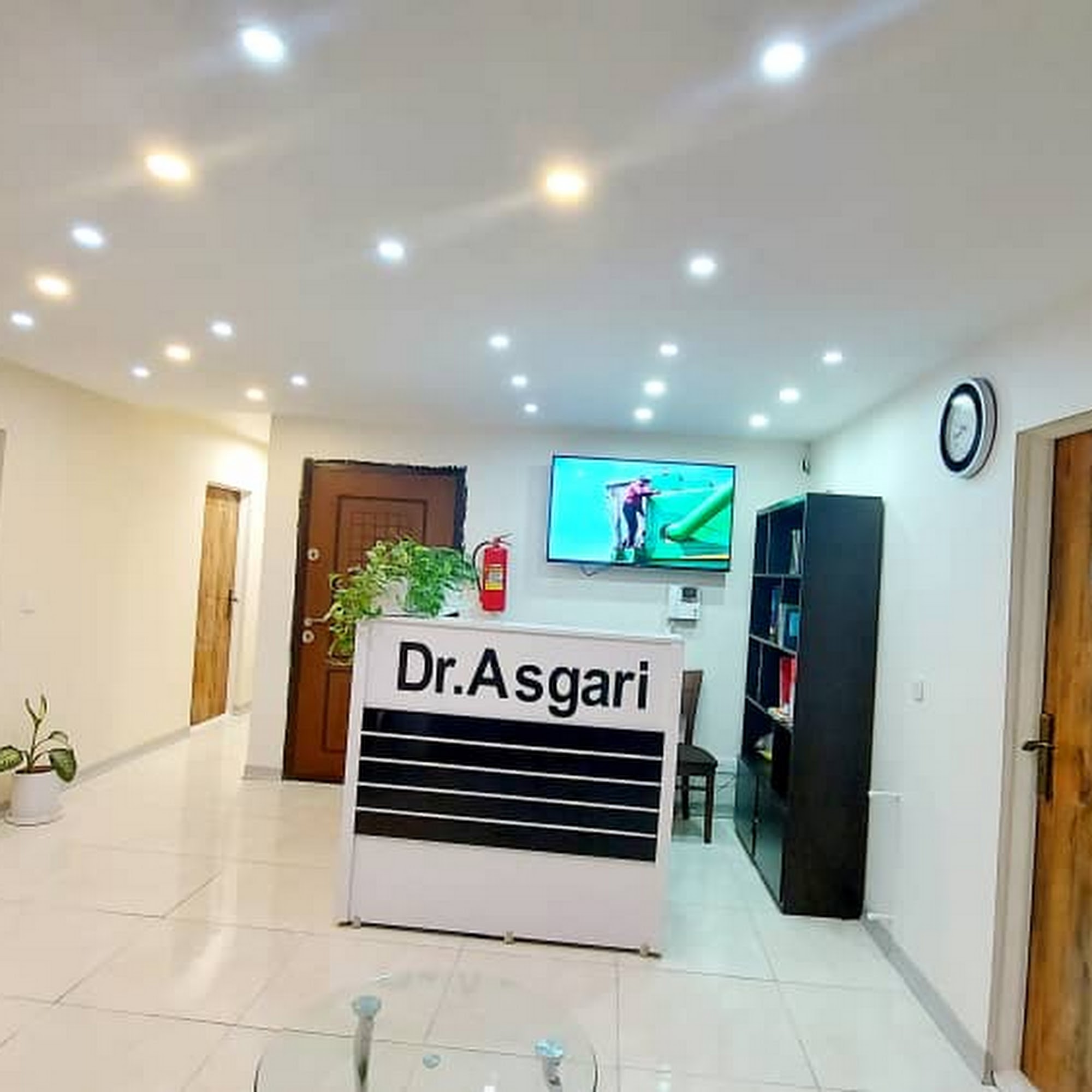 پوست و لیزر ایده آل، دکتر عسگری