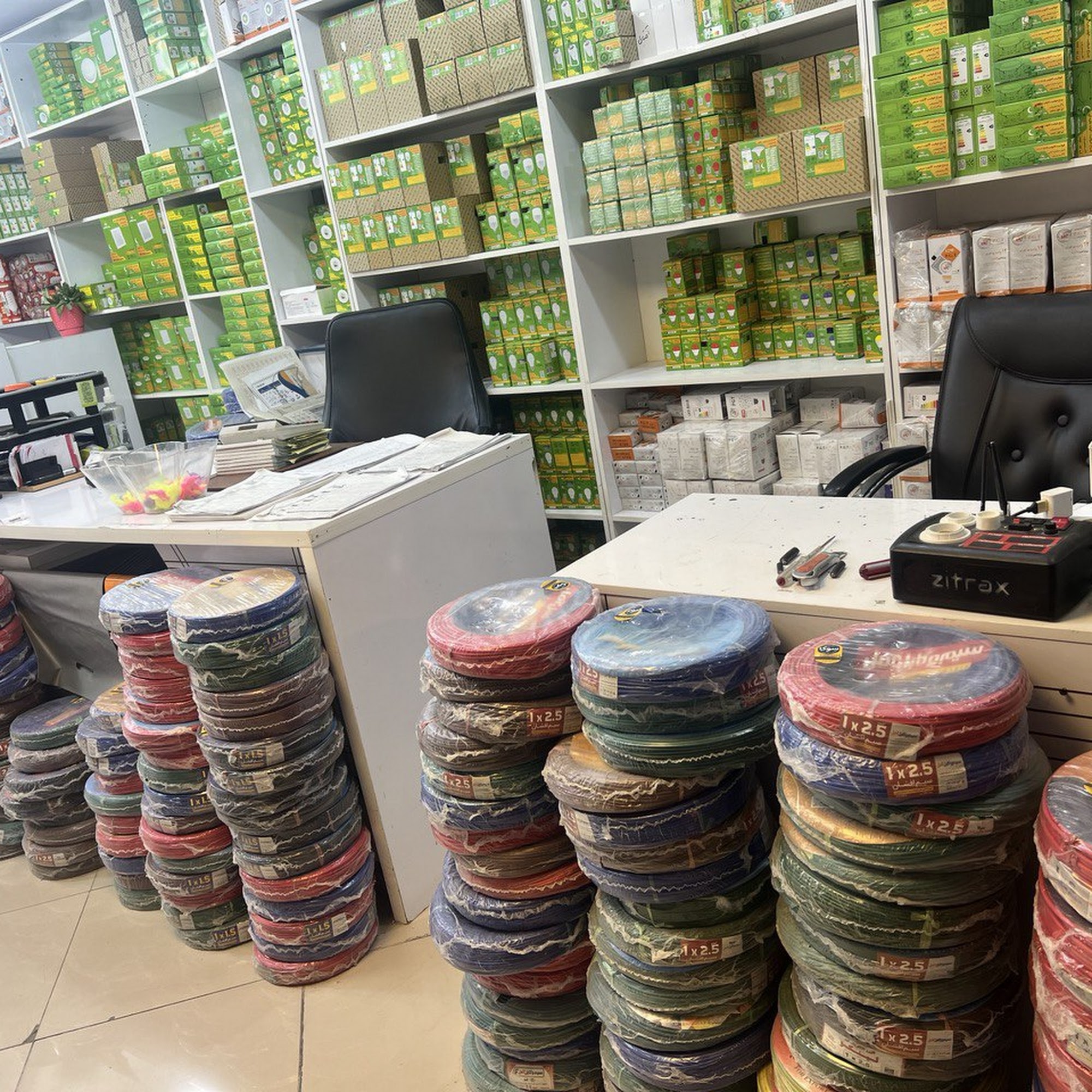 فروشگاه کالای برق ادیسون - جهانگرد