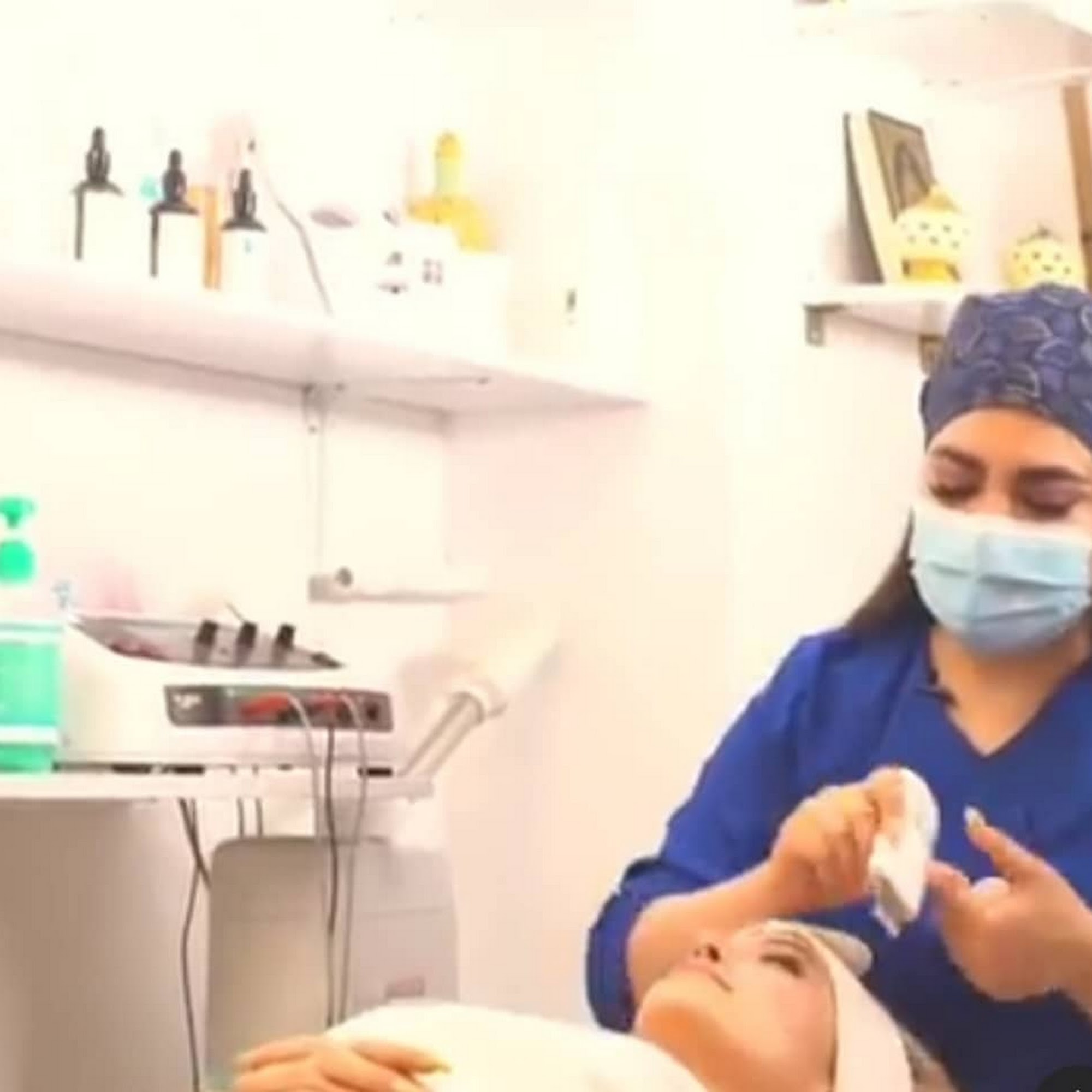 دکتر ژيلا فتحی