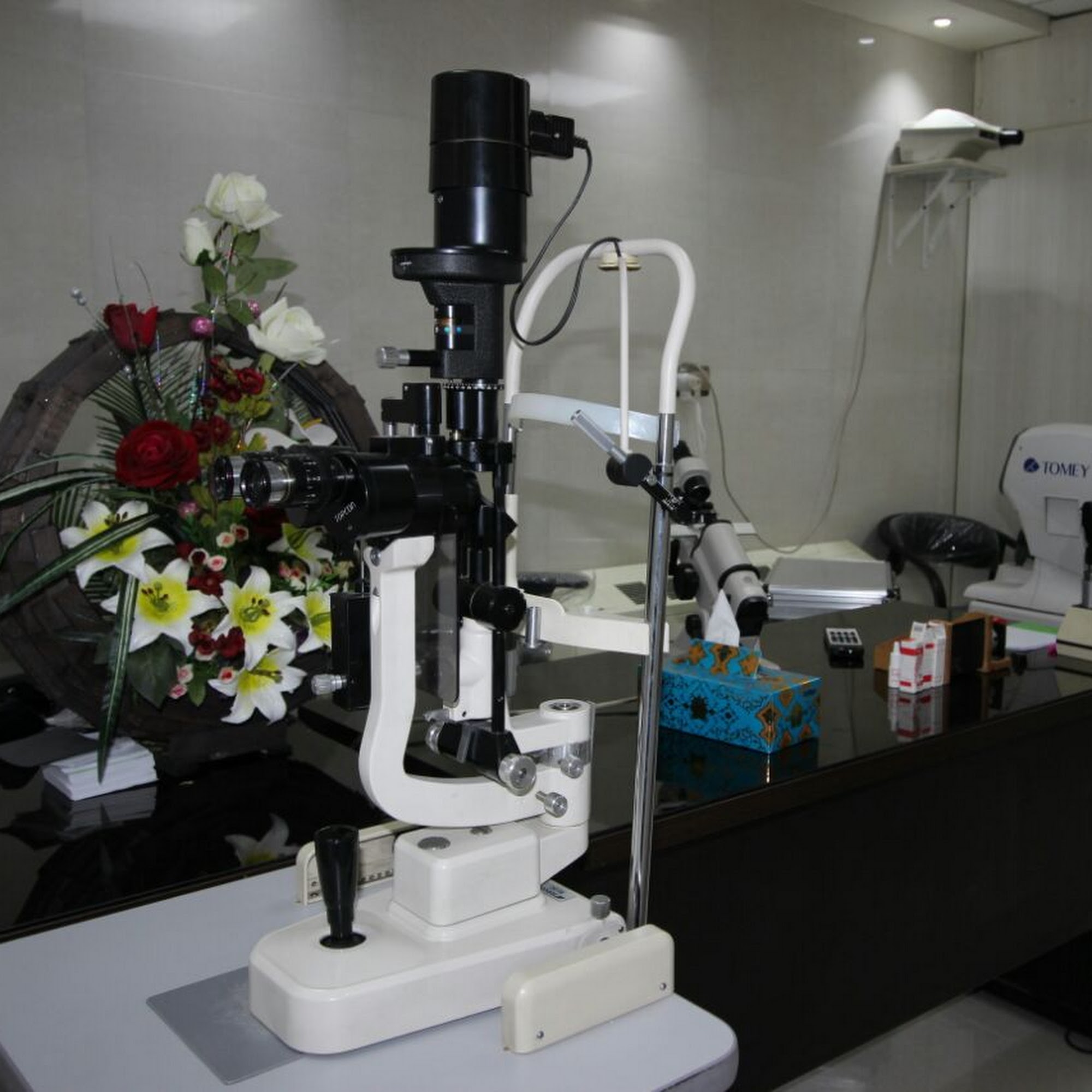 کلینیک تخصصی چشم باقرشهر