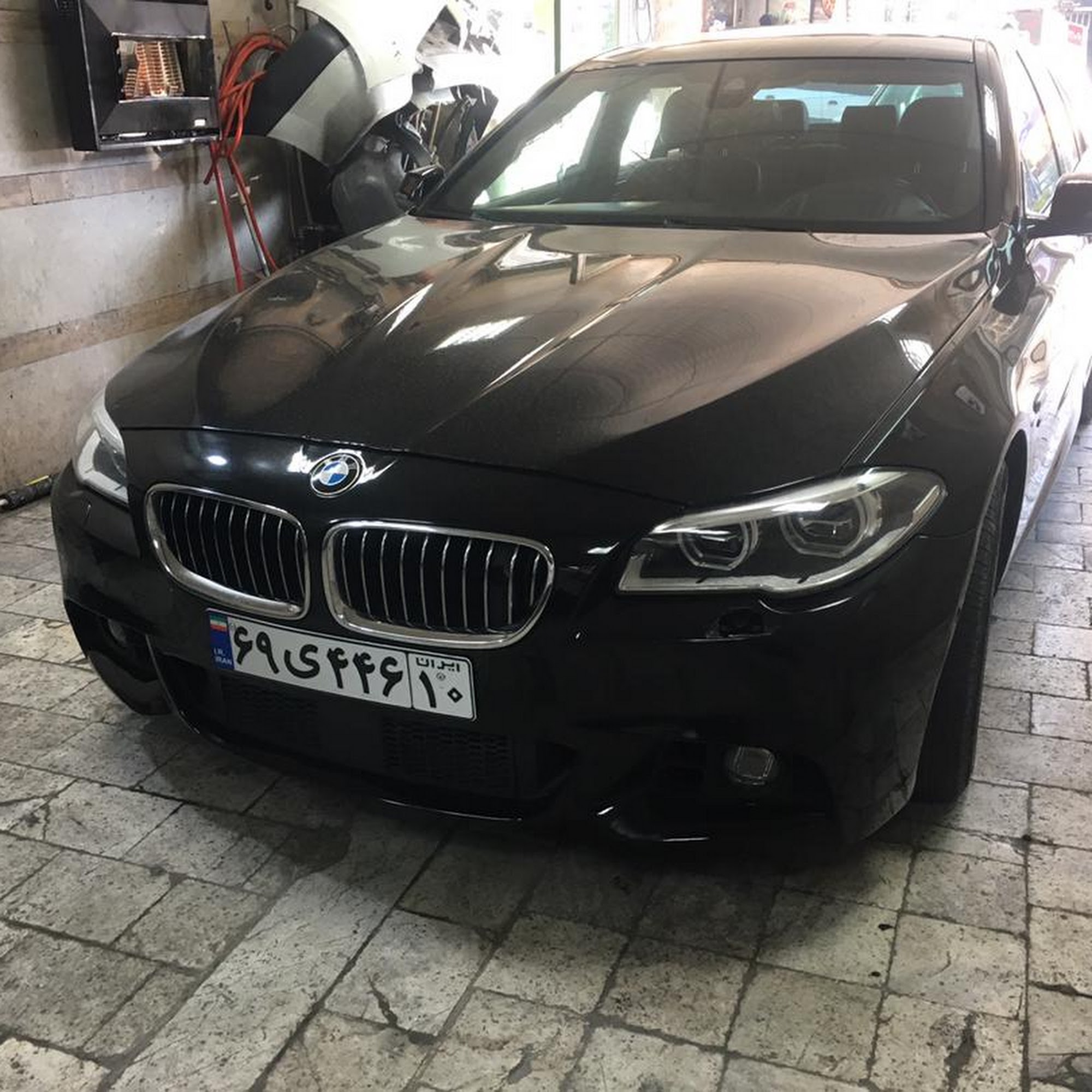 صافکاری و رنگ آمیزی اتومبیل مدرن