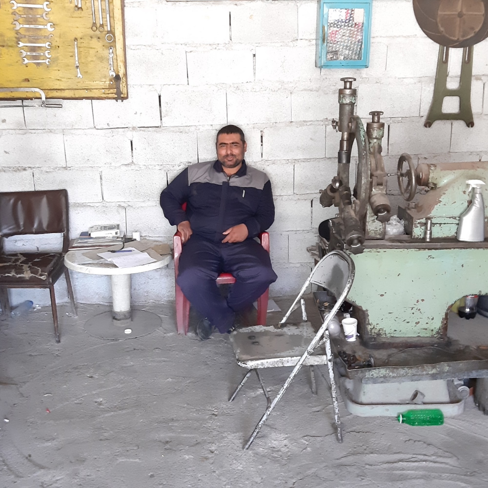 تراشکاری و فرزکاری مهندس احد