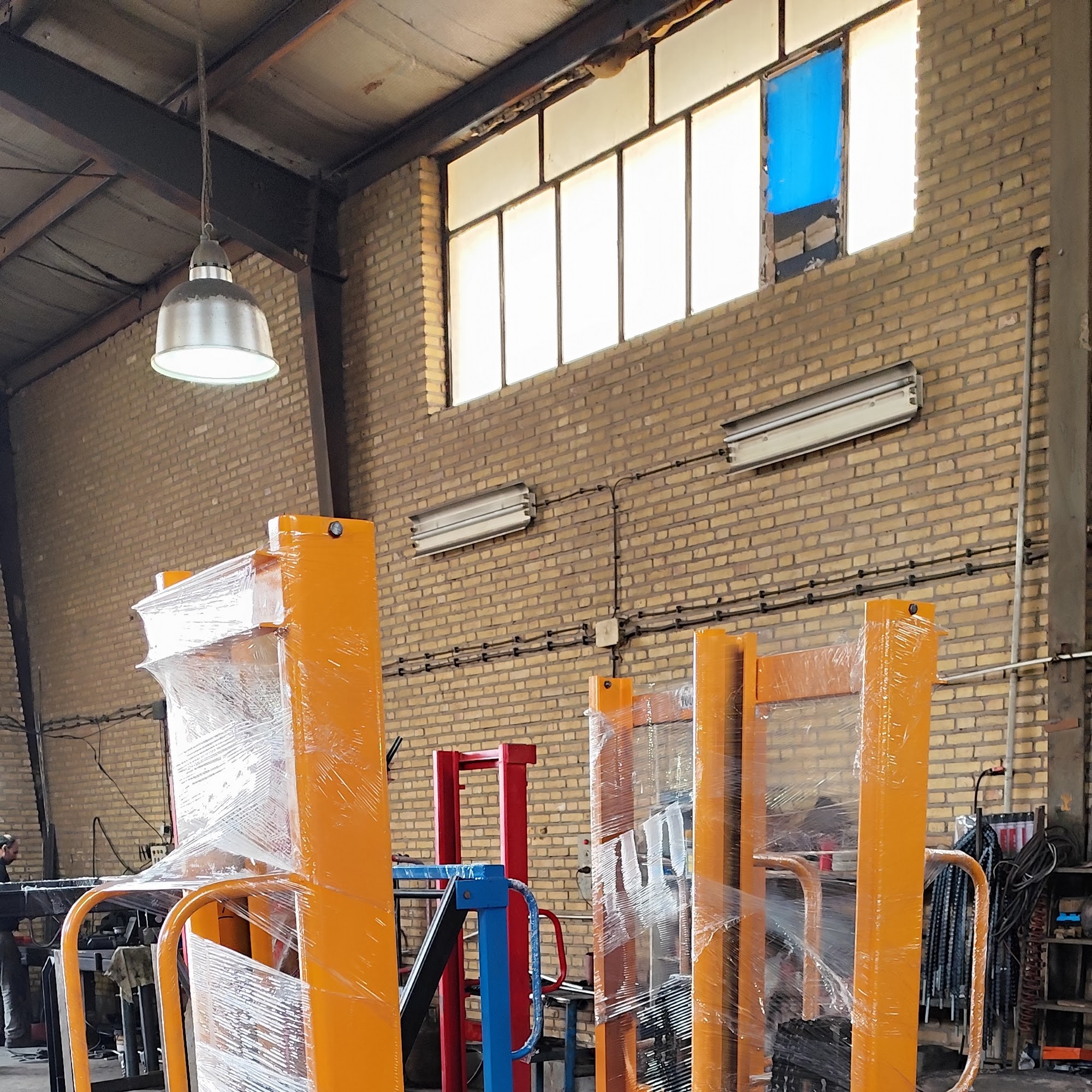 Iran hydraulic lift trailer