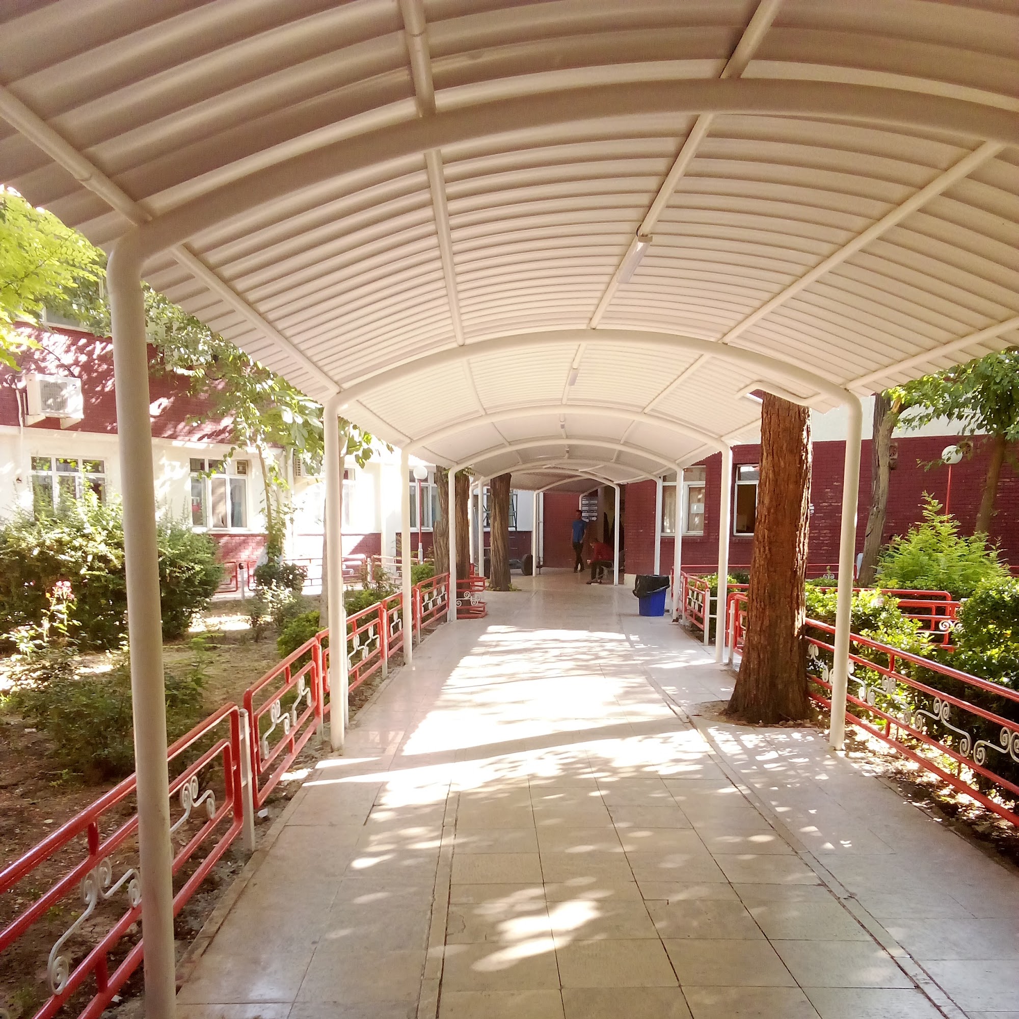 Shohada-ye Ashayer Hospital