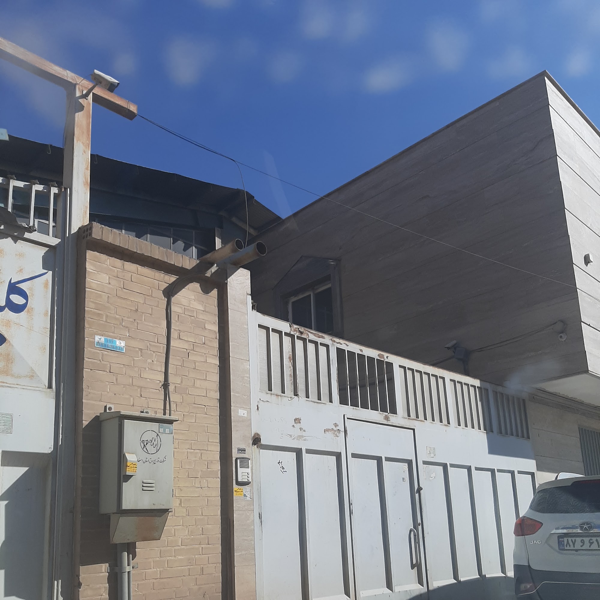 کارخانه شیشه سکوریت تیراژه