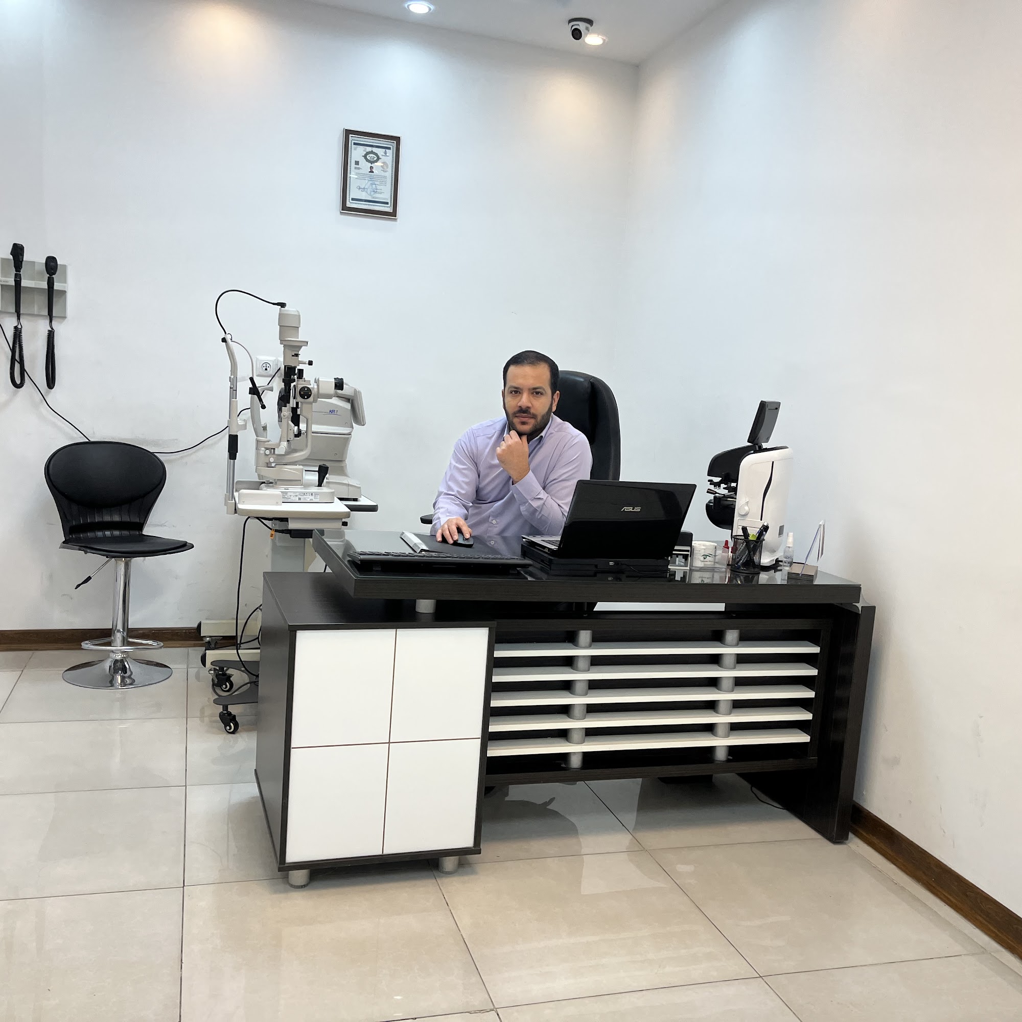 مرکز لیزر نویان