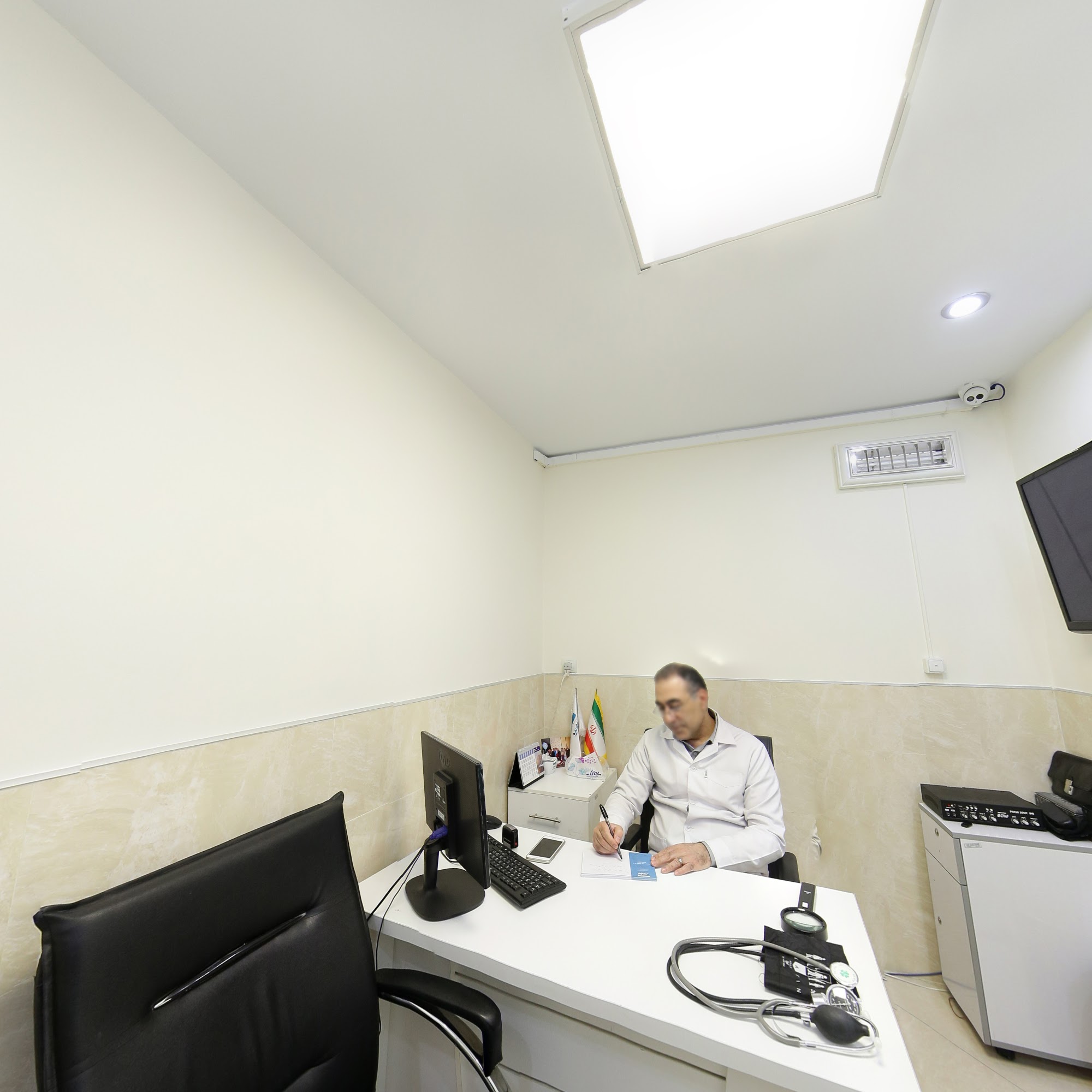 Iran Novin Clinic