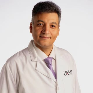 کلینیک چشم پزشکی دکتر عادل پور