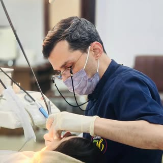دکتر سید رضا هاشمی نژاد | دندانپزشک
