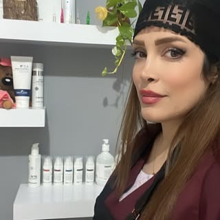 آموزشگاه و سالن زیبایی ساحره صادقی | رشت