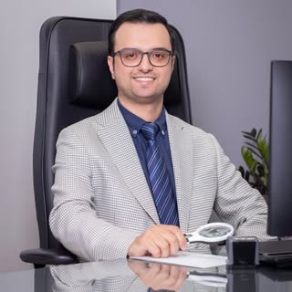 دکتر رضا قندهاری | متخصص پوست