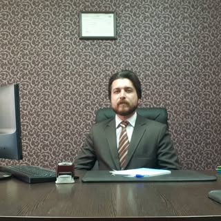 دکتر رضا یعقوبی - پزشک زیبایی