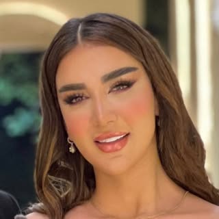 سالـن زیبـایـی مـائــده صـالـح نـژاد
