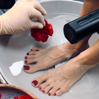 پدیکور و کفسابی/ژلپولیش پا بیرجند