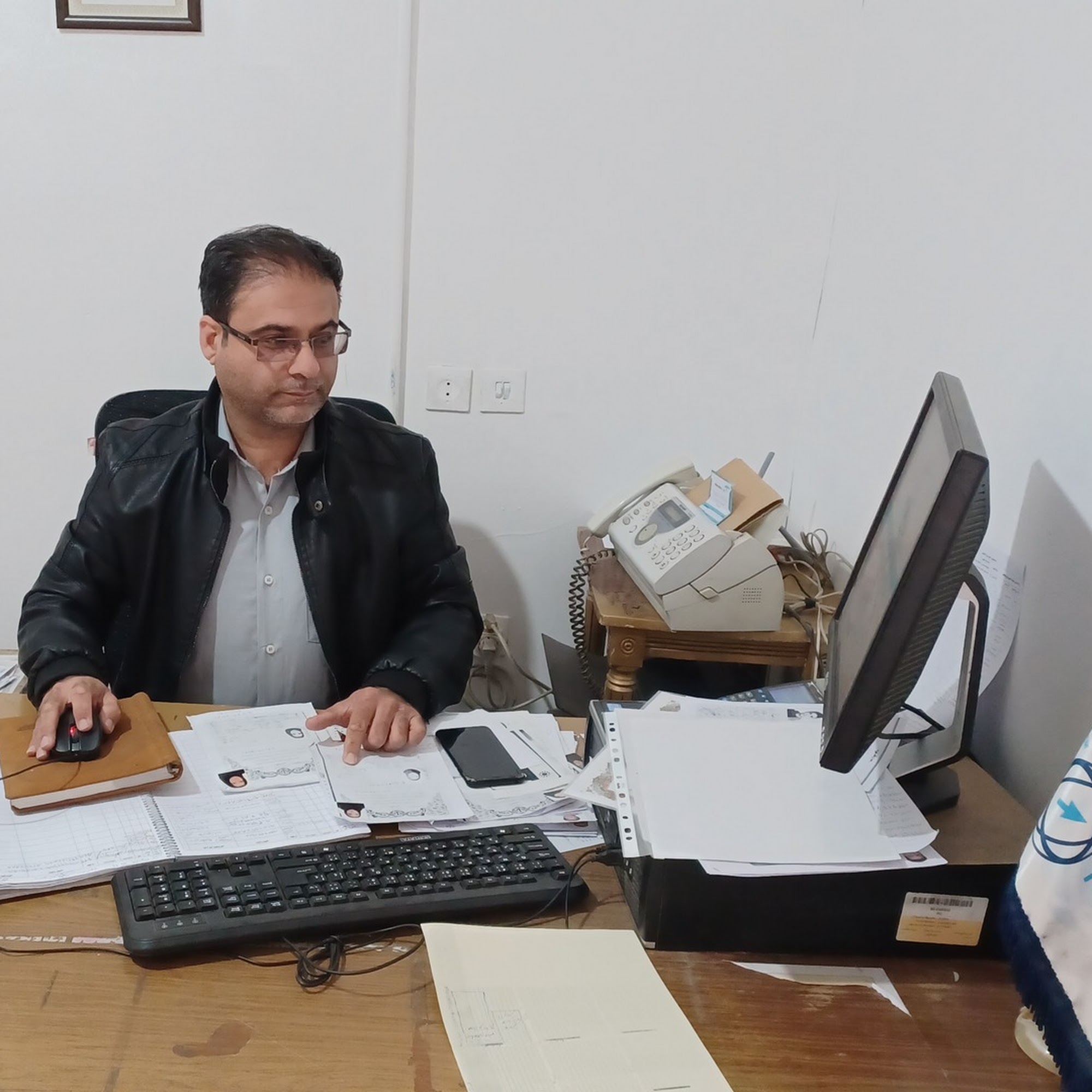 آموزشگاه فنی و حرفه ای آزاد اعتبار