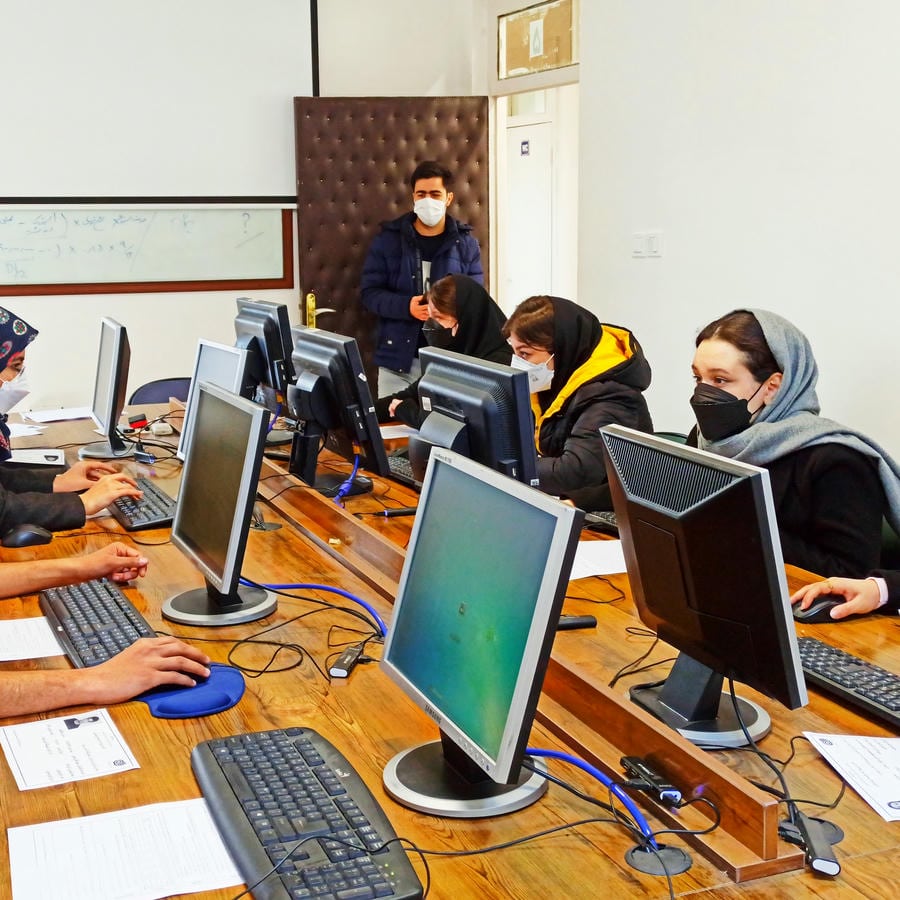آموزشگاه کامپیوتر عصرارتباط