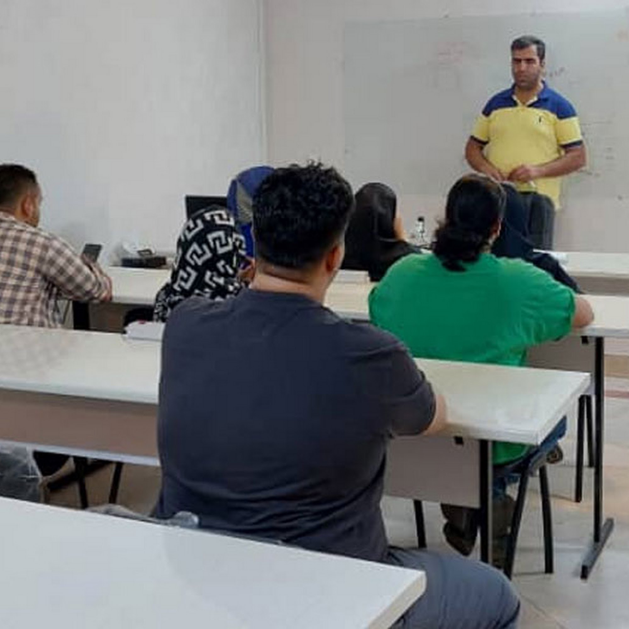 آموزشگاه کامپیوتر نوین رایسا