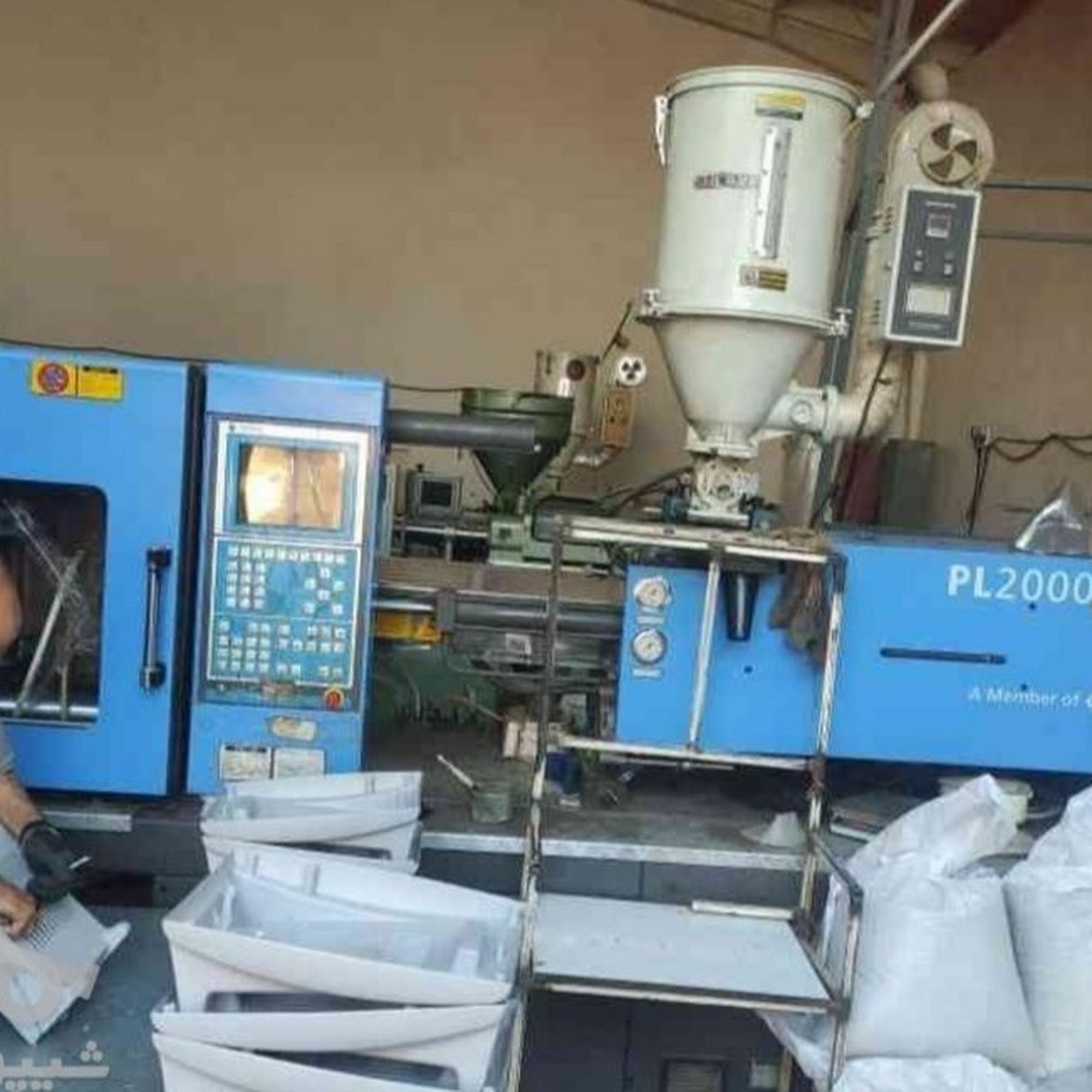 خدمات تزریق پلاستیک حسن پور