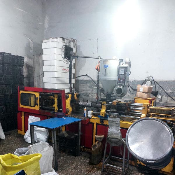 khiyabani plastics company