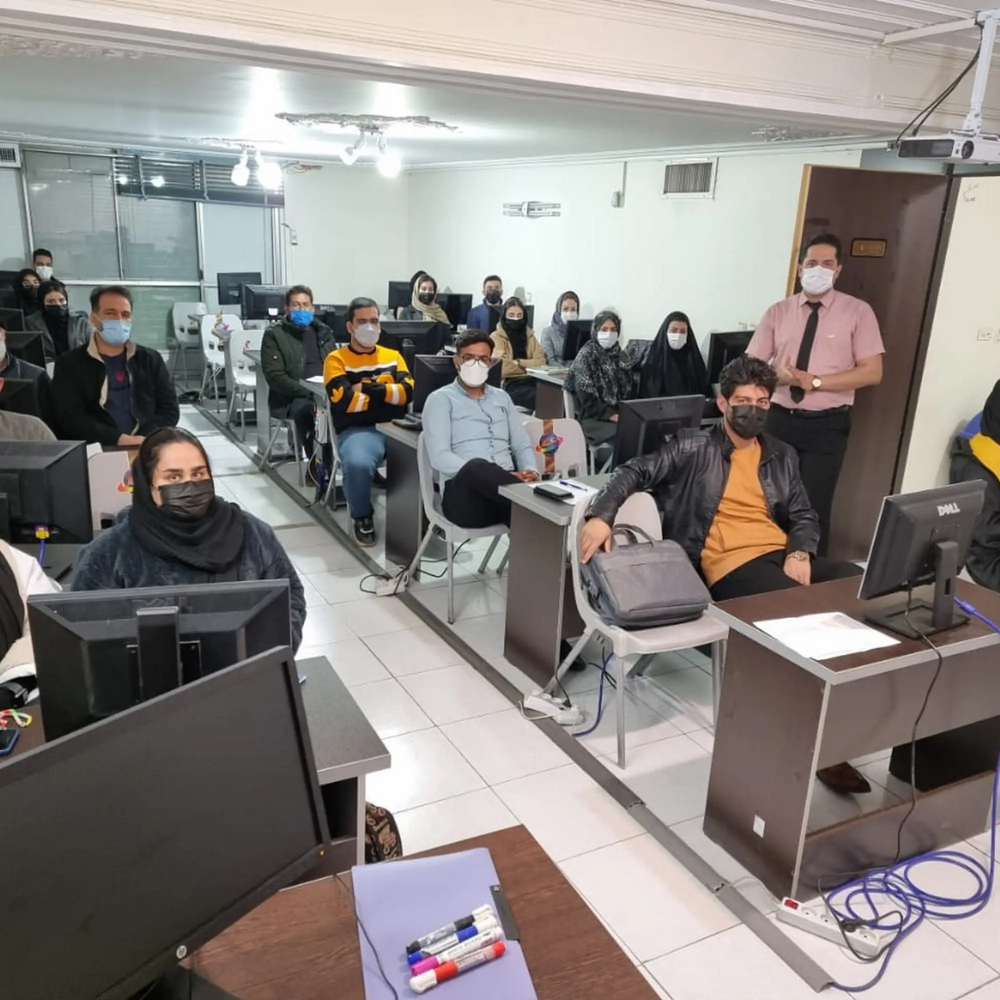 (شعبه شریعتی)مجتمع آموزشی امیرکبیر