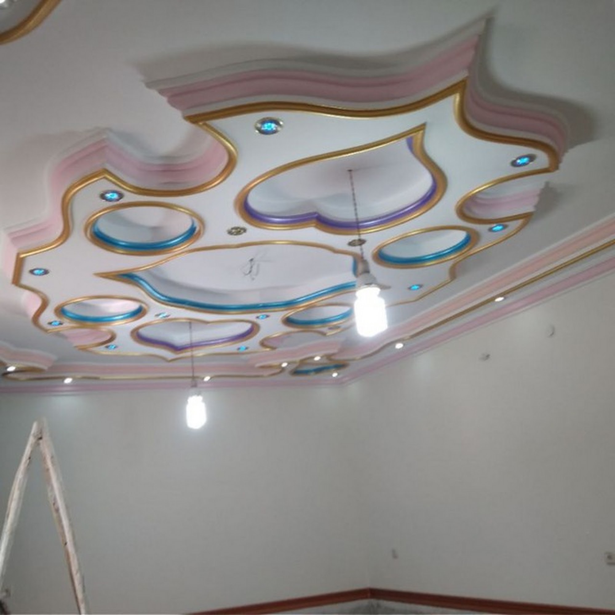 خدمات ساختمانی و مصالح فروشی نصرتی