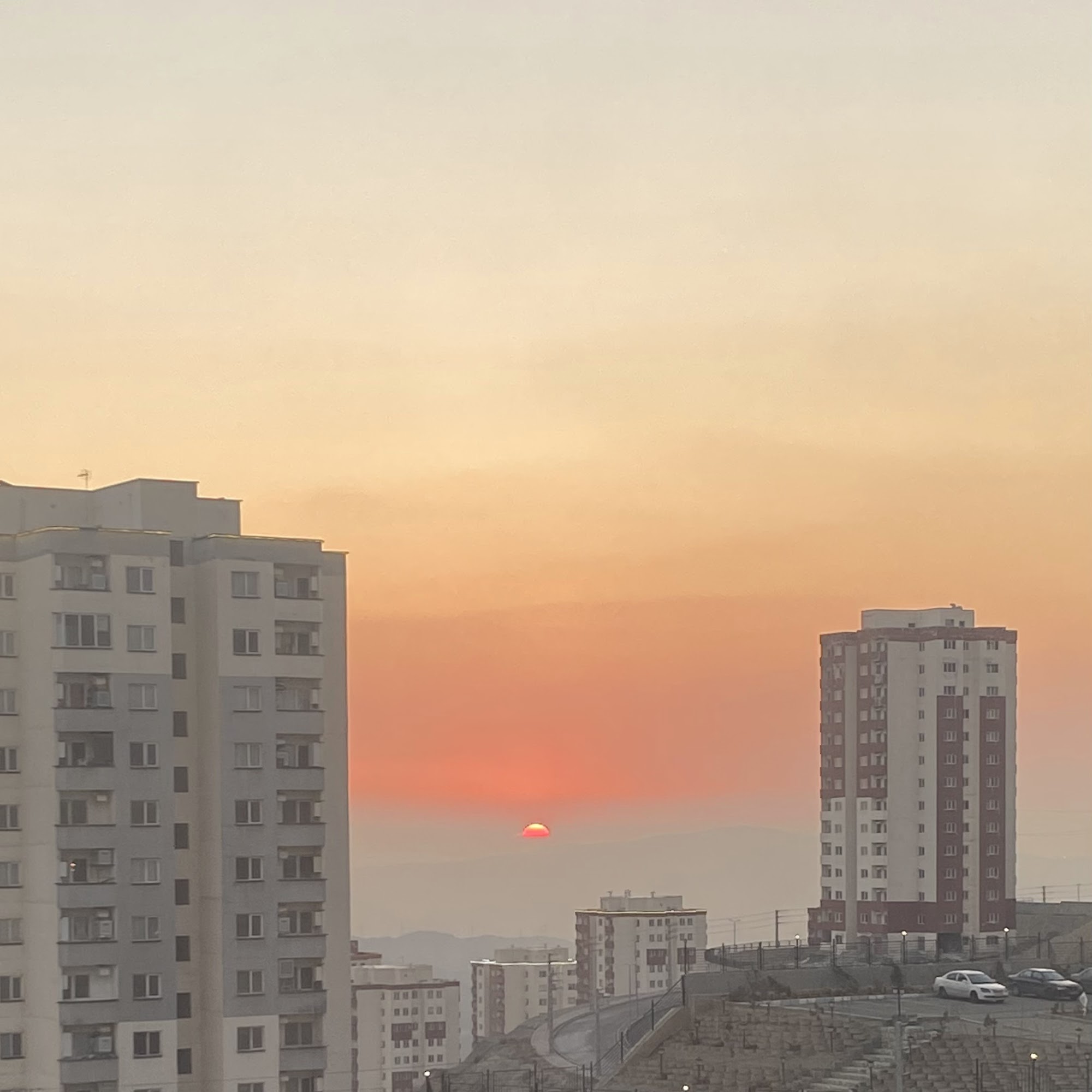 تجهیزات ساختمانی و دکوراسیون احسان