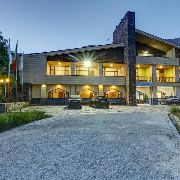 Shemshak Tourist Hotel
