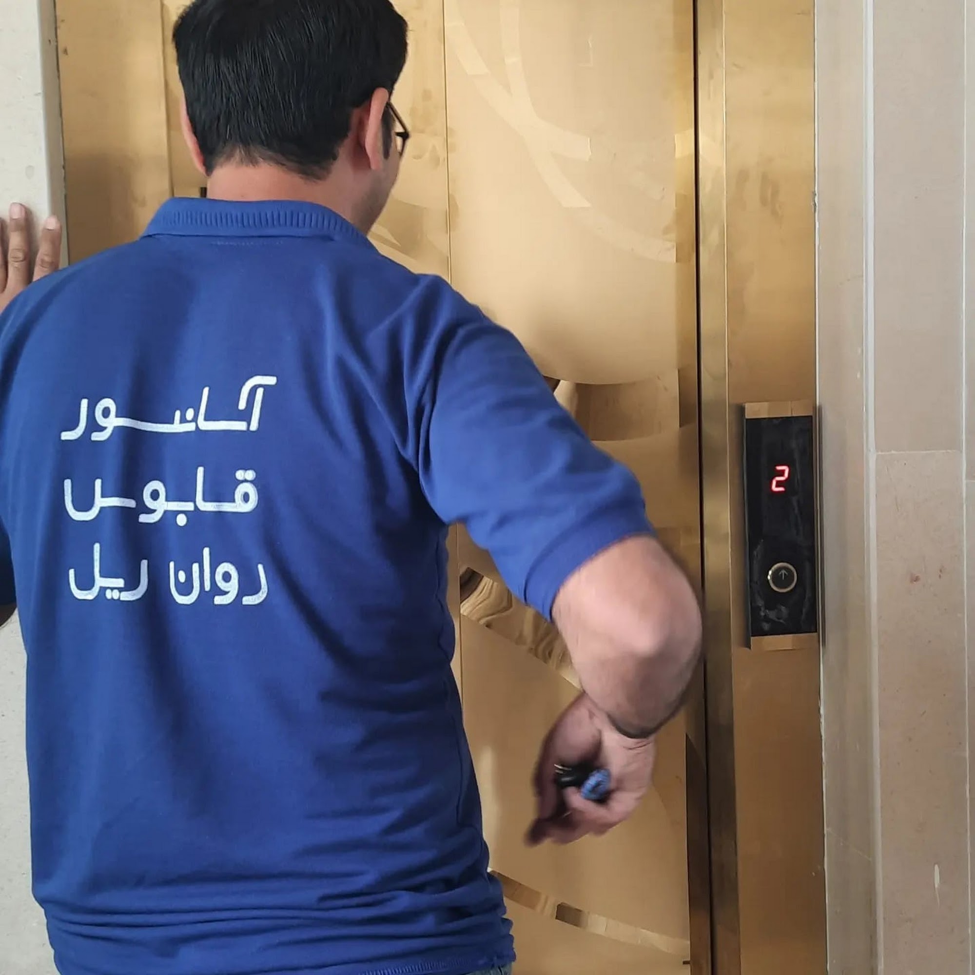 شرکت آسانسور قابوس روان ریل