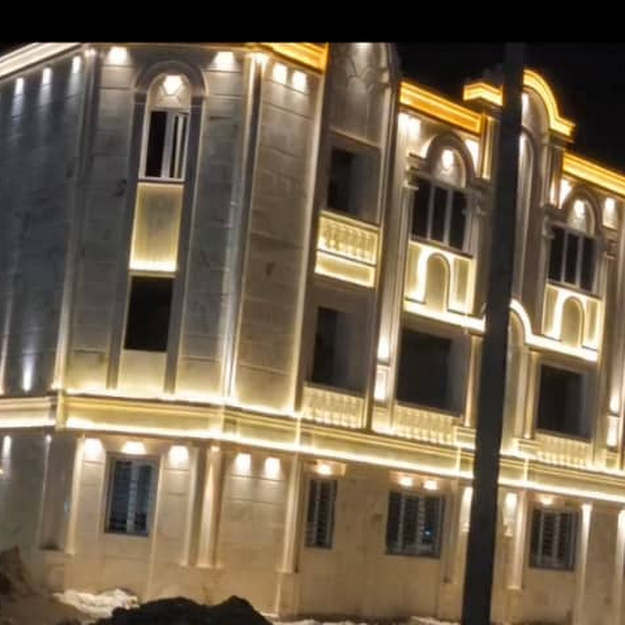 گروه ساختمانی دریس۲ (آپارتمان یاهو)