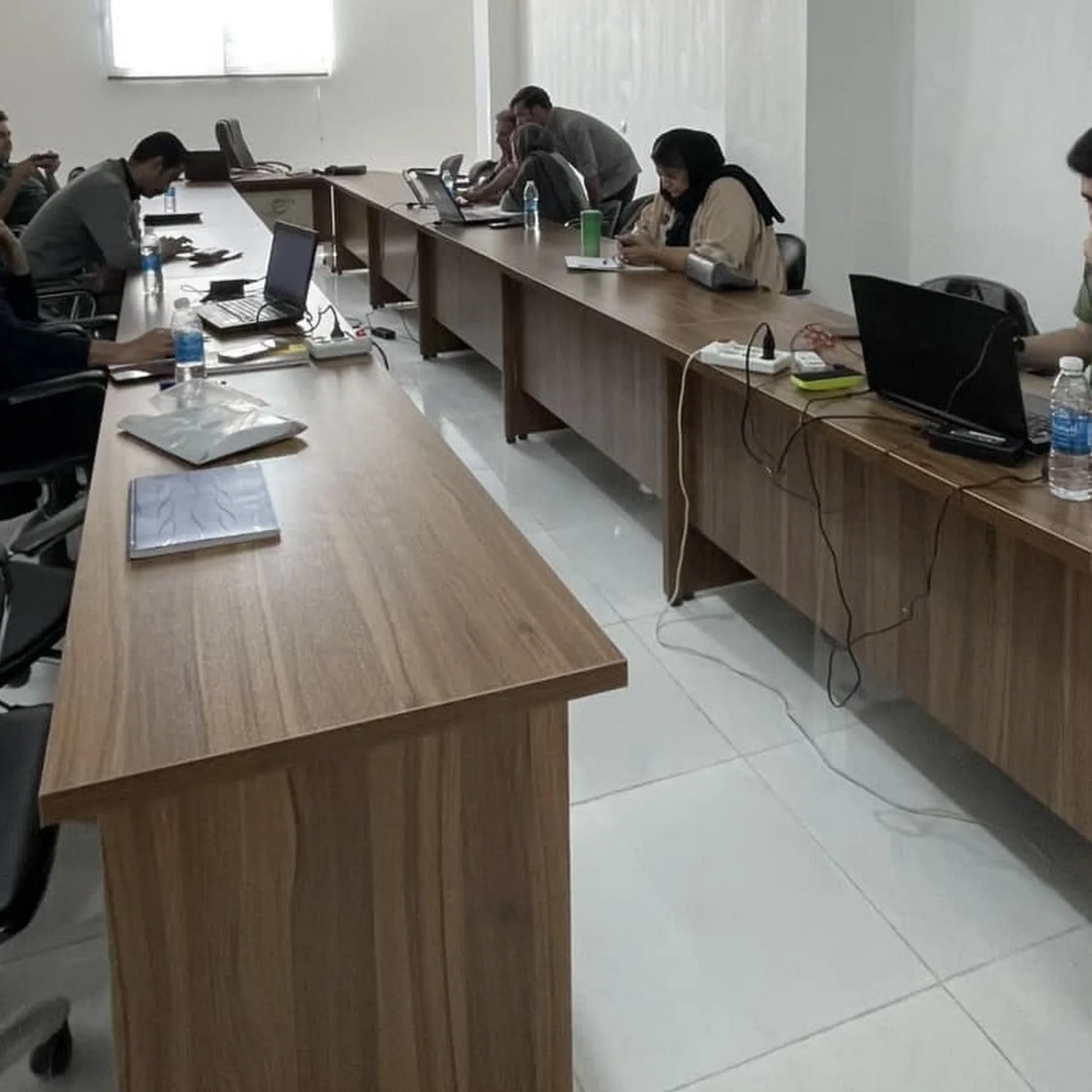 آموزشگاه زبان و کامپیوتر پیشگامان مدیریت دانش