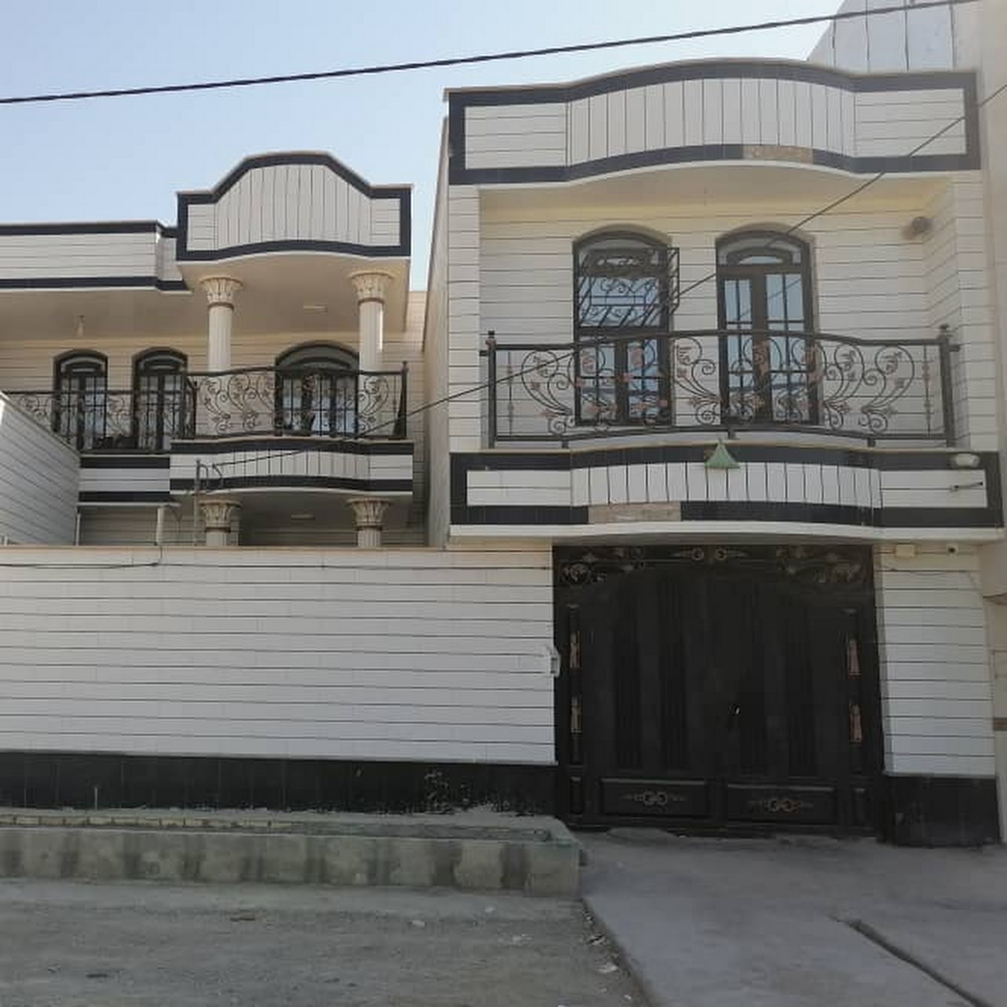 مشاور املاک حکمت بندردیلم