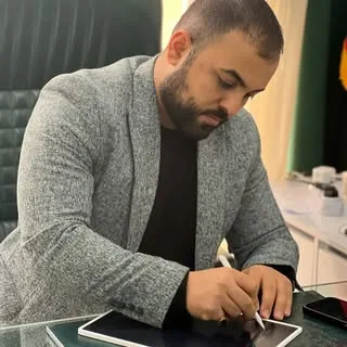 امین میراحمدی،کارشناس و کارگزارامورملکی