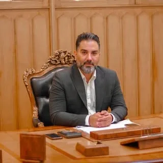 املاک حسینی