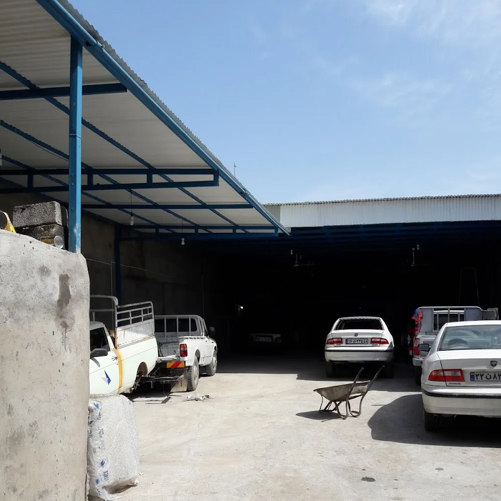 کارگاه صافکاری رنگ آمیزی مکانیکی خلیفه زاده