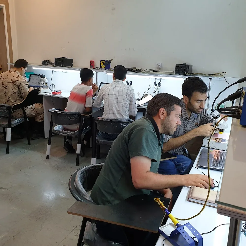 آموزشگاه تعمیرات موبایل فیدار