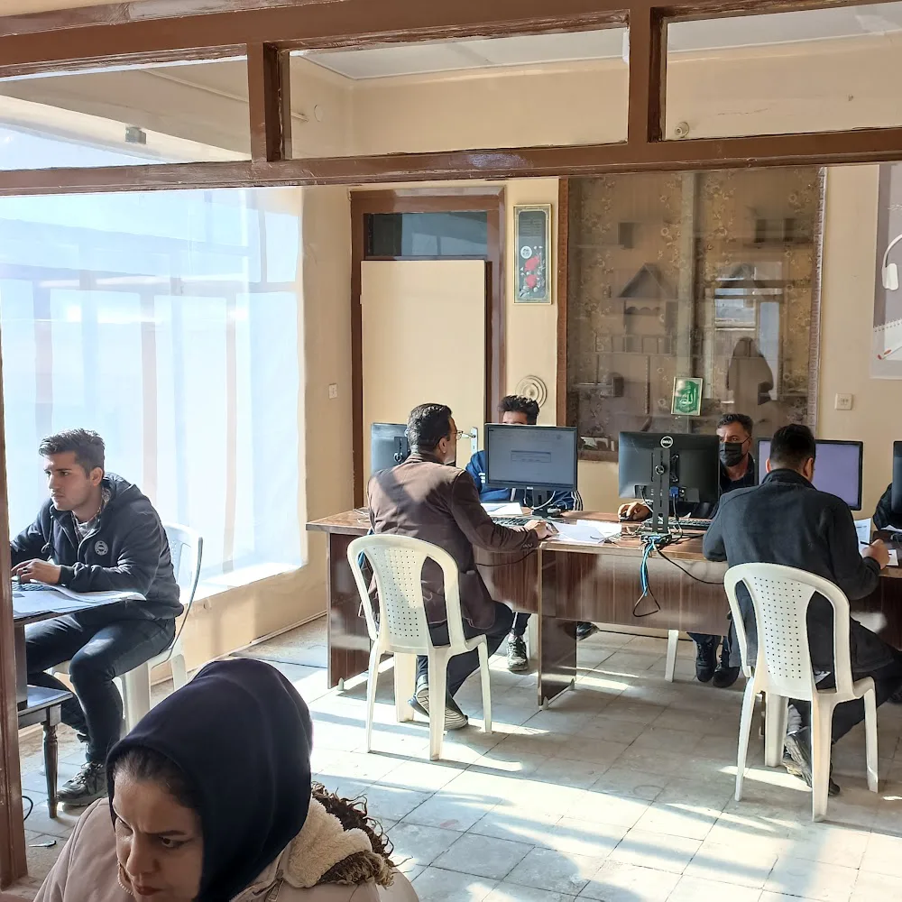 آموزشگاه کامپیوتر پایتخت