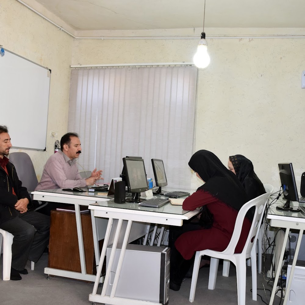 آموزشگاه کامپیوتر نظری
