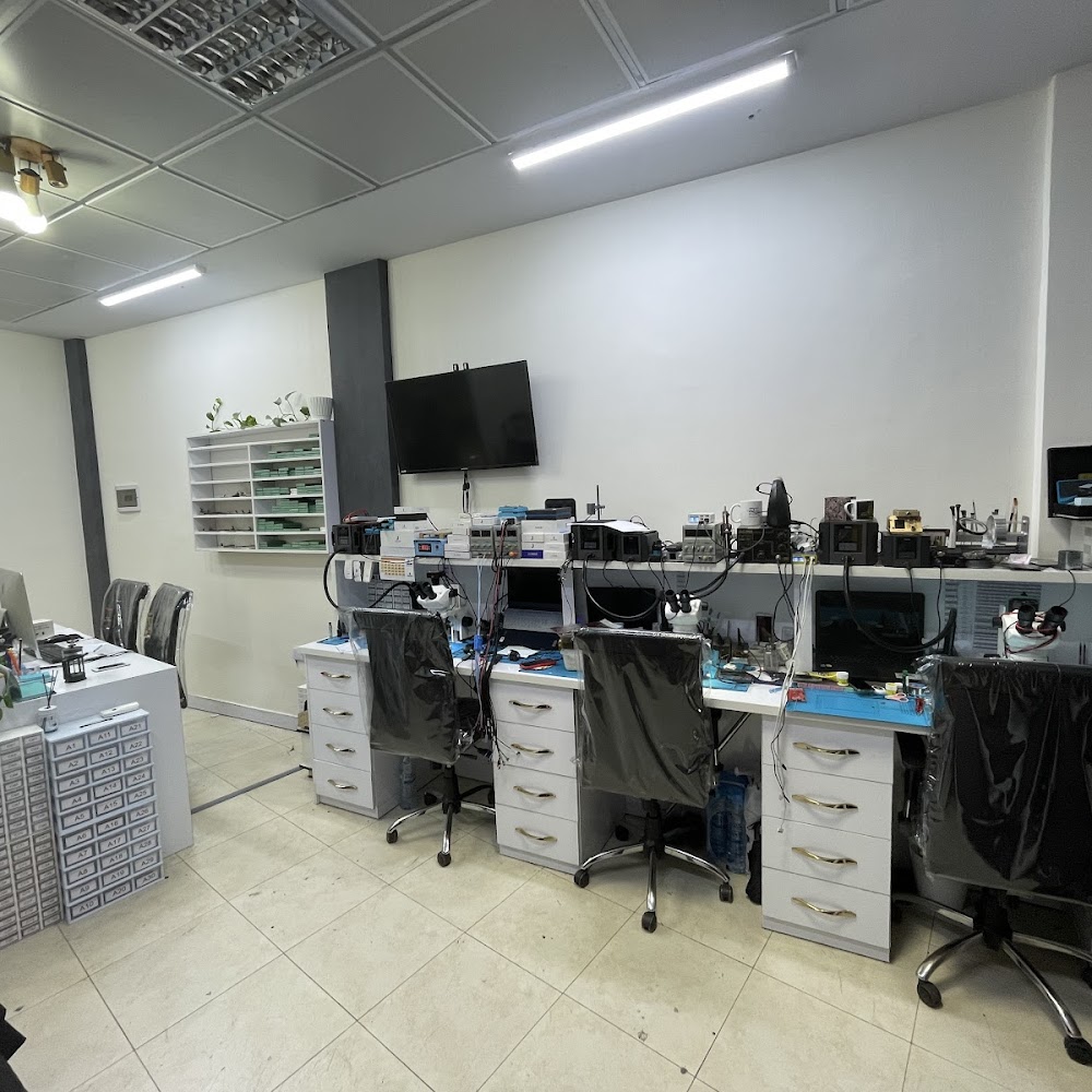تعمیرات تخصصی گوشی موبایل آیفون ،سامسونگ، شیائومی در رشت پژوهش تیم