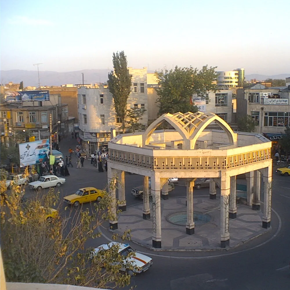 Sarcheshma square