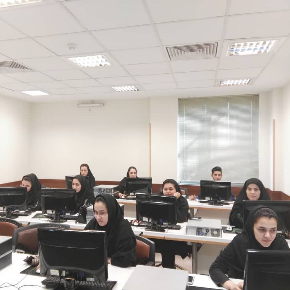 آموزشگاه بورس دنیای سرمایه