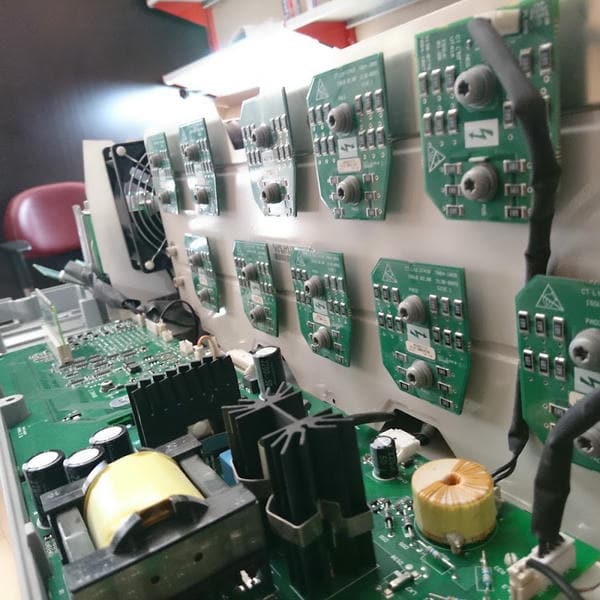مرکز تعمیرات تخصصی برد های الکترونیکی شرکت الکترونیکی سارا
