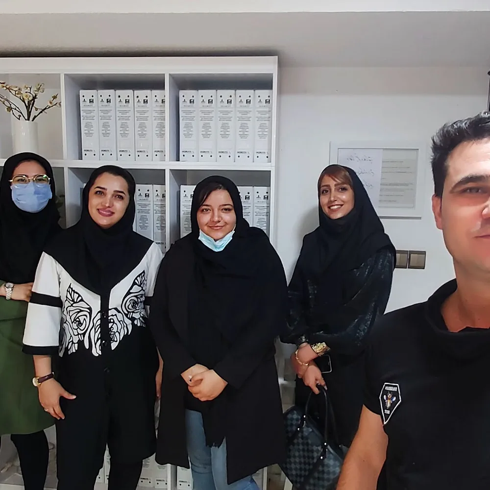 آموزشگاه کامپیوتر و حسابداری آی تک